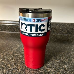 RTIC 30 oz tumbler Red NWT